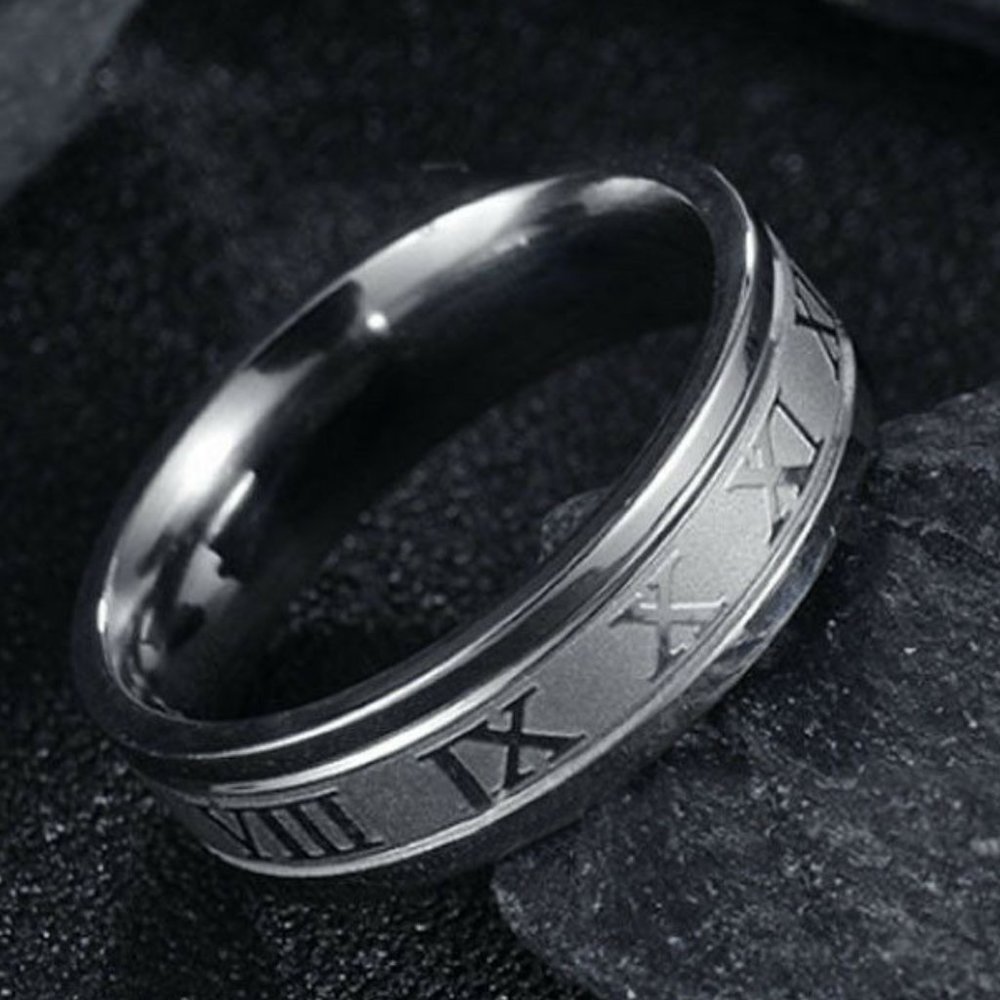Roman Numeral Stainless Steel Ring NWT